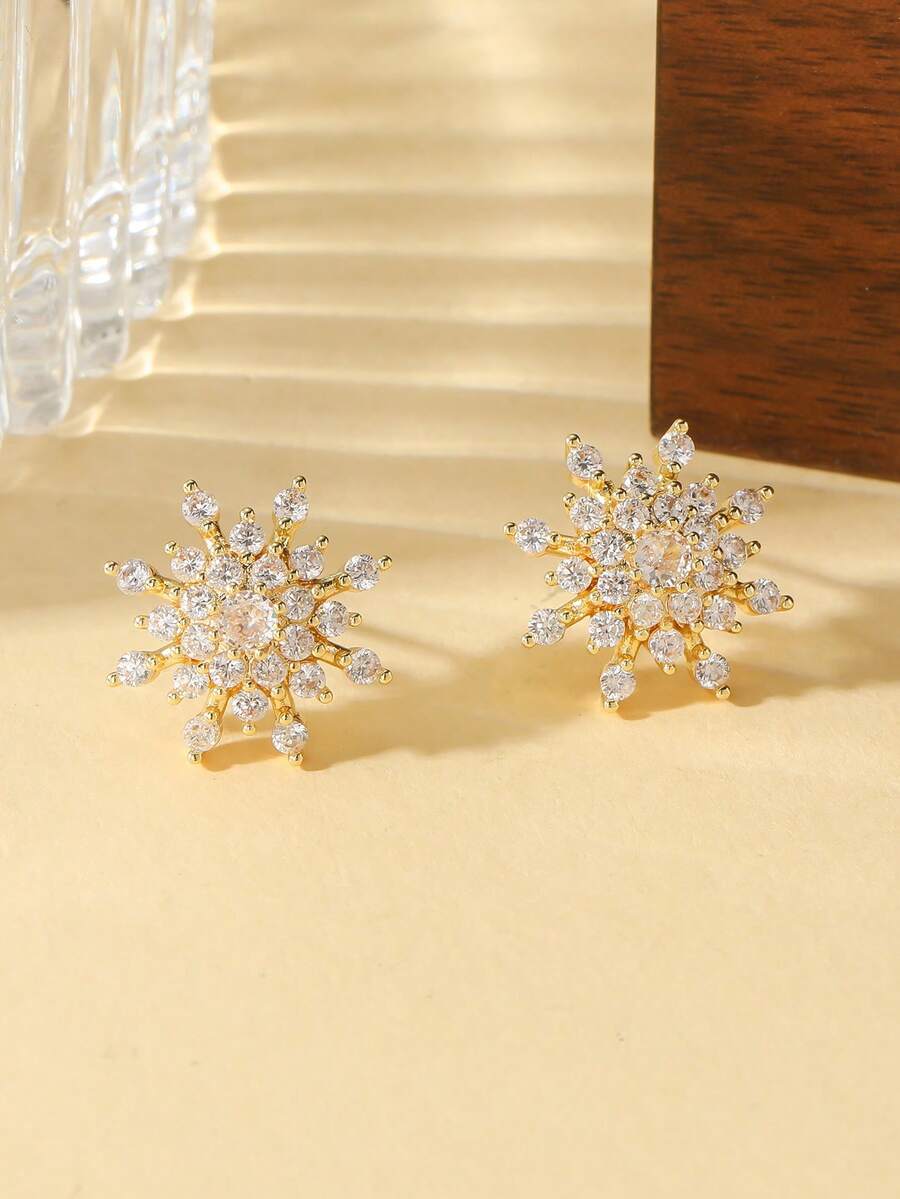 2pcs Super Shiny Fully Rhinestone Gold Sunflower & Snowflake Stud Earrings, Suitable For Women's Wedding, Engagement, Party Wear And Holiday Gifts