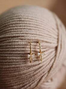 DAILI 1对可爱蝴蝶结吊坠耳环，精致小巧的女士耳环，生日礼物，圣诞礼物