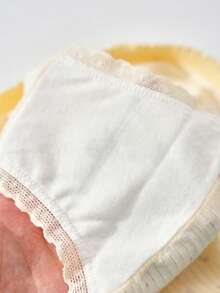 5 piezas de nuevas bragas de tiro medio con estilo triángulo imprescindibles para mujeres, con lazos impresos lindos y frescos, ribete de encaje, diseño puro y juvenil estilo estudiante japonés, tela cómoda, estilo dopamina, disponible en blanco, azul y rosa, ropa interior casual para mujeres, estilo minimalista.