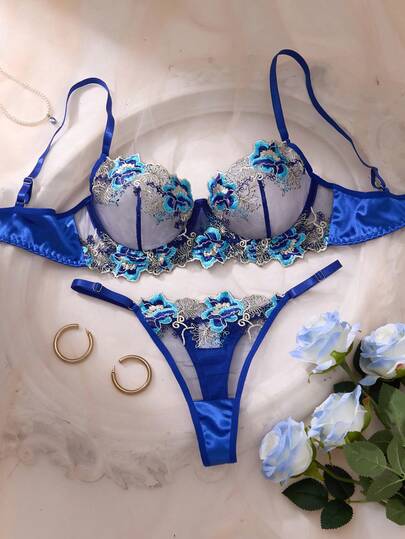 2 件套女士深海蓝色蕾丝下摆性感内衣套装，半透明镂空网眼日常文胸和内裤，适合女性的两件套日常文胸套装，可全年穿着