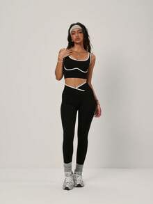 PinkTip 女士时尚露背弹力吊带背心和裤子运动套装，撞色二合一细肩带工字背心和裤子运动套装，瑜伽普拉提跑步训练休闲健身套装 - 黑色 - 查看 2