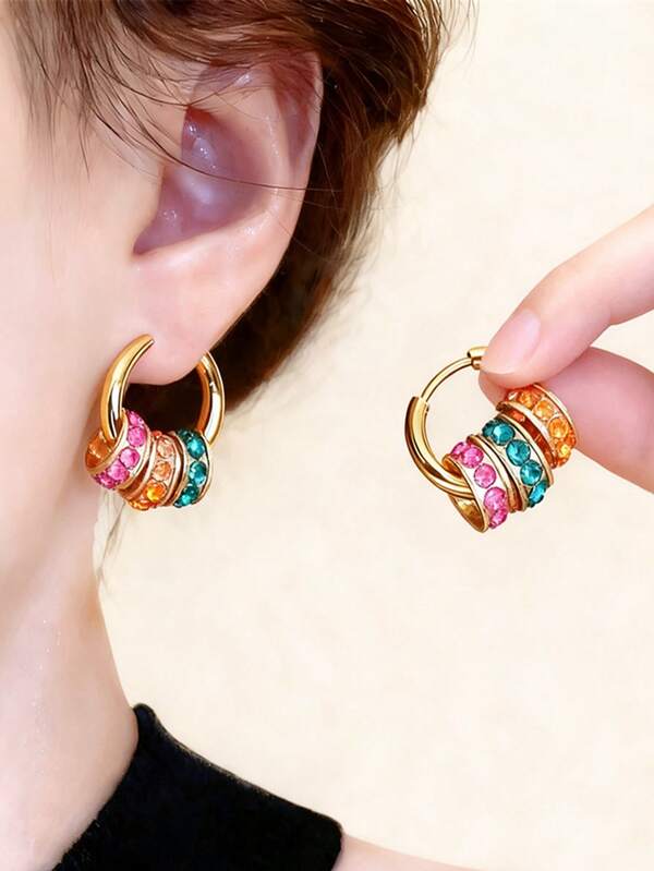 زوج من أقراط الزركونيا الملونة الأنيقة ذات الدوائر الثلاثية، تصميم فرنسي رقيق، إكسسوارات