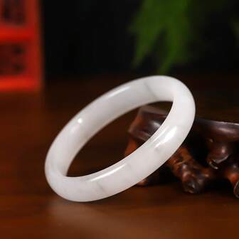 1pc Natural Quartz Stone Handmade Bracelet, Unisex Design Suitable For Daily Wear, Holiday Gift (Gift Box Packaging)