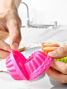 12个装硅胶南瓜玛芬杯模具，慕斯巧克力蛋糕布丁果冻模具，小型烘焙工具。家用蒸烤不粘圆形硅胶烤盘。硅胶蛋糕模具，带凹槽硅胶模具，DIY烘焙蛋糕模具，适用于蛋糕、果冻、面包、巧克力、果酱等。 - 彩色 - 查看 9