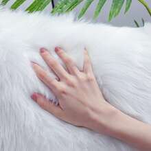 1 Stück wunderschöner weißer Schmetterling-förmiger Plüsch-Teppich, extrem weicher Teppich geeignet für Flur, Küche, Waschraum, Badezimmer, Studentenwohnheim, Sofa, Schlafzimmer, Wohnzimmer, Waschtisch, Stuhl, Wohnzimmer, Studentenwohnheim Teppich, modische Raumdekoration, Hochzeitsdekoration, Wohnzimmerdekoration, Geschenk