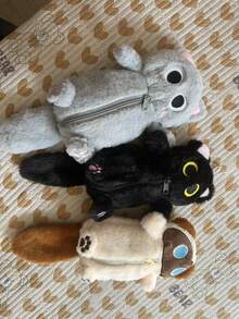 1pc Large Capacity Gray Cat Plush Pencil Case - Soft & Thick Polyester Zipper Pencil Pouch, Adorable Cartoon Design, Ideal For School & Office Supply Storage, Kitty Stationery Bag, Desktop Accessory | Playful Cat Design | Durable Zipper, Cat Accessory