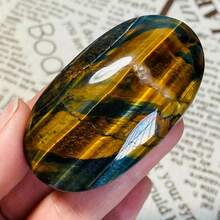 1pc Natural Tiger'S Eye Stone Palm Stone - Hand-Carved Quartz Crystal With Golden Stripes & Black Spots, Elegant Home Decor & Unique Gift For St. Patrick'S Day, Easter, Mardi Gras, Age Tiger Stone