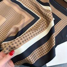 Bohemian Geometric Print Square Scarf For Women, Soft Lightweight Fashion Accessory With Delicate Finish, 27. 5 Inch Multi-Functional Bandana For Hair, Neck Or Handbag, Versatile All-Season Boho Wrap, Elegant Chic Style Scarf, Perfect Gift For Travel & Daily Wear - 咖啡色 - 查看 3