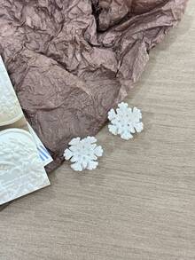 1个/2个装时尚雪花造型发夹，耐用亚克力材质，大号发爪，亮白纯白设计，优雅女士发饰，适合日常休闲及节日佩戴，打造各种发型，优雅发爪夹，冬季发饰，花朵发夹 - 白色 - 查看 8