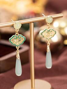 1 par de pendientes con colgante de gota de agua con estilo chino de nube y candado, elegante estilo europeo y americano, adecuado para decoración navideña y fiestas, regalo de Navidad para familiares y amigos