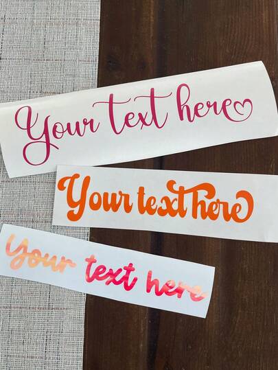 Pegatina de vinilo con texto personalizado - Nombre personalizado, palabra o cita en vinilo para tazas, tumblers, tazas, botellas de agua, portátiles, coches y espejos | Pegatina de transferencia impermeable en acabado holográfico, brillante, mate o brillante | Pegatina de letras personalizadas para manualidades DIY, tazas de dama de honor, regalos de boda, regalos de cumpleaños, logotipos de pequeñas empresas y decoración del hogar | Vinilo permanente y duradero de fácil aplicación para proyectos personalizados y regalos únicos