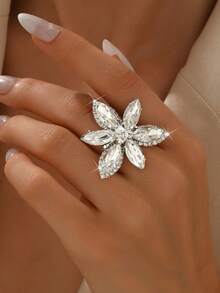 1pc Women's Glamorous Sparkling Crystal Flower Ring, Fashionable Adjustable Open Ring