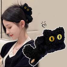 2025 New Korean Plush 3D Cat Claw Clip, Cute Hair Claw For Women, Hair Accessory Elegant Hair Clips Winter Hair Clutch