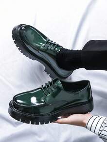 Scarpe in pelle verdi da cerimonia, scarpe da matrimonio versatili per uomo, scarpe in stile coreano britannico alla moda in pelle traspirante, scarpe casual eleganti con punta affusolata, scarpe derby in pelle lucida con suole spesse, scarpe eleganti stringate per cerimonie e feste, scarpe casual semplici per l'ufficio, scarpe da esterno alla moda - Verde - Visualizzare 11