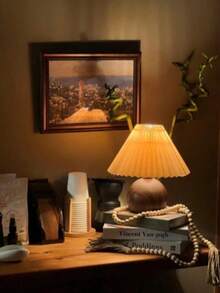1pc Wooden Texture Pleated LED Desk Lamp, Nordic Modern Retro Style USB Powered, Warm Light Soft & Non-Glaring, Suitable For Bedroom, Dining Room, Office, Study Room Ambient Lighting