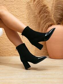 Bottes au-dessus du genou à talon aiguille et bout pointu pour femmes, noires, conception à fermeture éclair latérale, bottes  élastiques, adaptées à l'automne/hiver, peuvent être associées à n'importe quelle robe noire, associées à un body moulant pour un look plus à la mode.