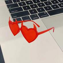 10 Pairs Stylish Heart-Shaped Eyeglasses For Men & Women, Retro Heart Shape Fashion Glasses - White Frame With Gray Lens, Suitable For Wedding, Party, Photography Props, Accessory, Holiday, Wedding, Birthday, Party, Street Photography Decoration, Ideal For Casual Outings, Club Activities, Festivals, Leisure Glasses, Fun Design, Cute Glasses - Multicolor - View 11