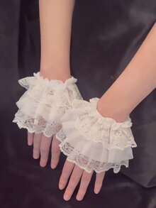 1 Pair Lolita Accessories Short Lace Arm Sleeves, Floral Lace Cuffs, Soft Girl Fashion Accessories, Vintage Elegant Floral Lace Double-Layer Ruffle Sleeves For Cosplay, Performance, Dance, Cover Scars, Wrist Cuffs, Gothic Lolita Gloves, Elegant Ladies Fingerless Lace Gloves, Costume Party Wedding Vintage Accessories, Fashionable Lace Arm Cuffs With Ruffle Details