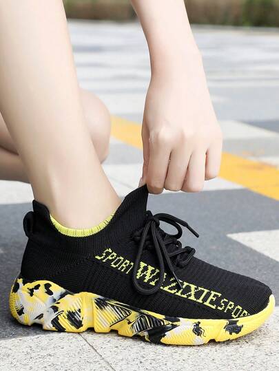 TOLLN زوج من الجوارب المنسوجة القابلة للتنفس والمرنة منخفضة القطع للنساء، خفيفة الوزن، مانعة للانزلاق للسفر والملابس اليومية والأحذية الرياضية