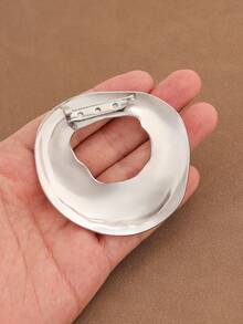 1pc Fashionable Gold/Silver Color Minimalist Asymmetrical Stainless Steel Large Hollow Brooch Pin, Geometric Open Lapel Pins Suitable For Women's Daily Wear