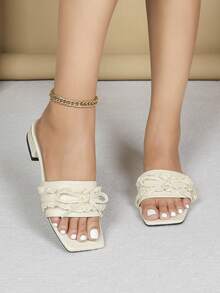 Sandálias Rasteiras Quadradas de Renda Bege com Laço para Mulheres - Chinelos Deslizantes de Salto Baixo - Elegantes Sapatos Casuais Diários de Festa e Moda para Senhoras