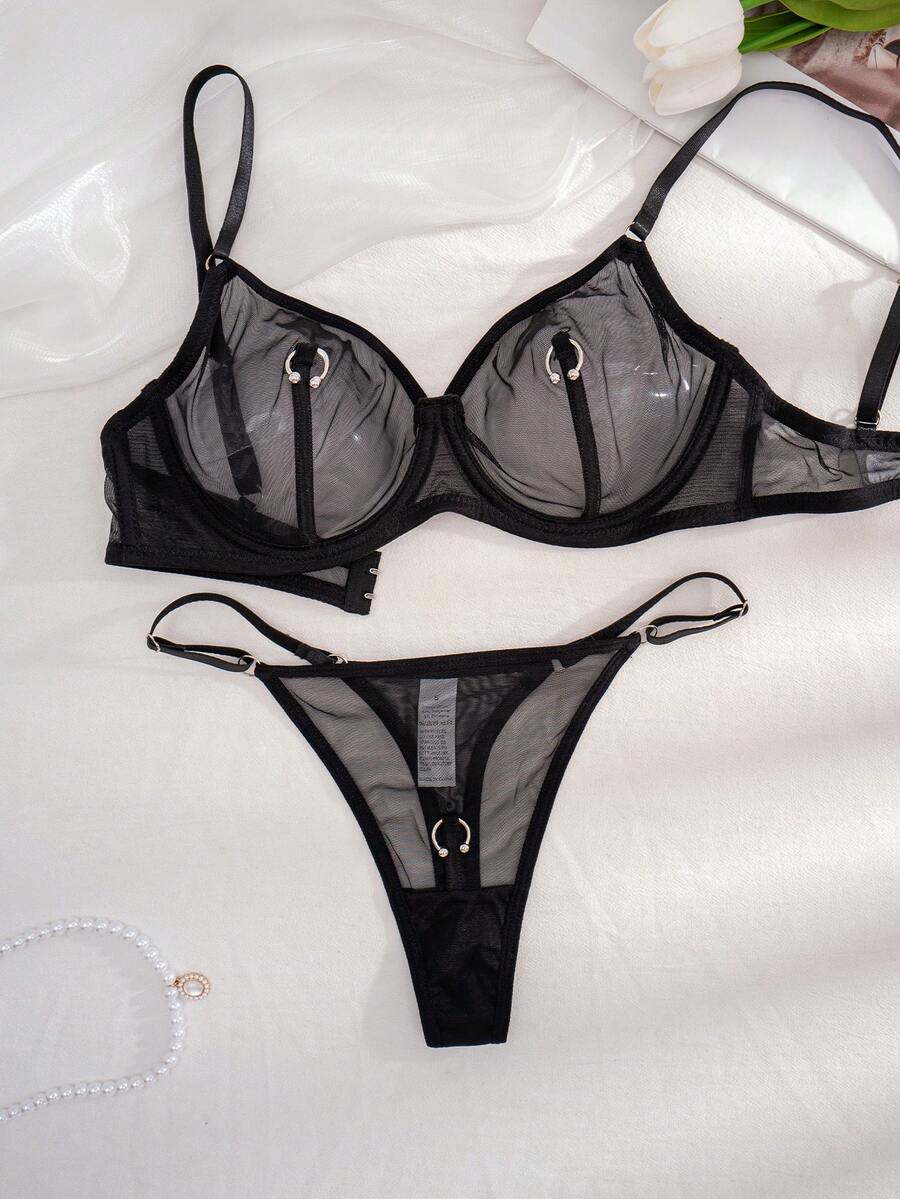 1 Set Women's Solid Color Wire-Free Thin Cup Comfortable Lingerie Set - Black - View 1