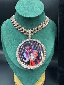 Customized Men's Hip Hop Photo Round Pendant Necklace, Brass Cubic Zirconia With 20-Inch Cuban Chain, Iced-Out, Personalized Gift, Streetwear - Multicolor - View 6