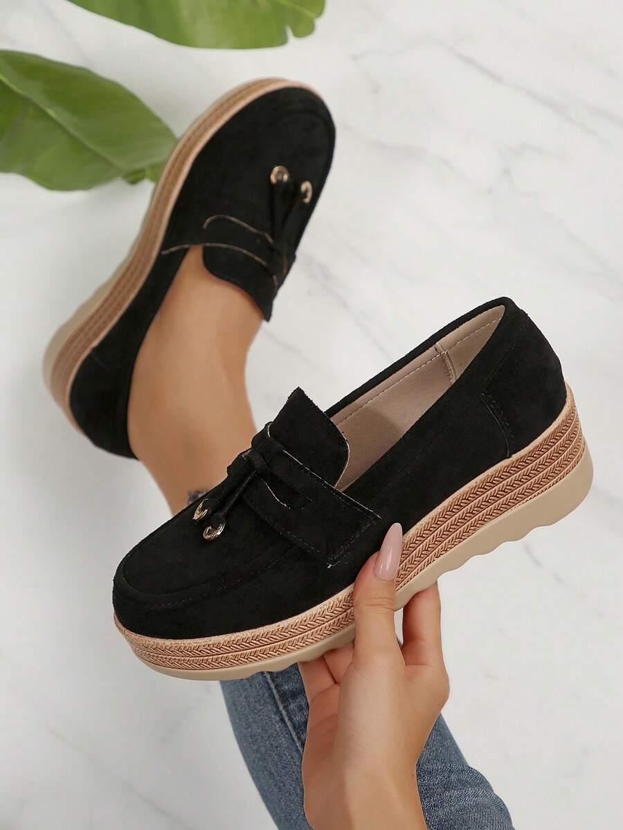 1pc Women's Slip-On Loafers, Thick Sole Retro Casual Shoes, Solid Color, Suitable For Spring/Autumn, Home & Outdoor - Black - View 1