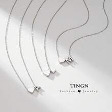 Women Pendant Necklaces