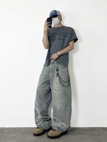 1 Stück Herren Jeans mit Justizia Bruder Stickerei, Loose Fit, gerade Beinform, Lässig (Gürtel und Zubehör nicht enthalten)