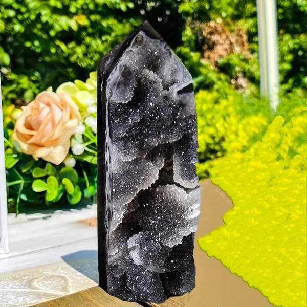 1pc Sparkling Natural Sphalerite Crystal Cluster Tower - Single Pointed Column, Bohemian Style Black & White Starry Crystal Decor For Home Desktop, Yoga Meditation, Unique Holiday Gift (Halloween/Christmas/Easter), Crystal Home Decor, Spiritual Decoration, Elegant Mineral Specimen, Intricate Crystal Formations, Detailed Mineral Structure
