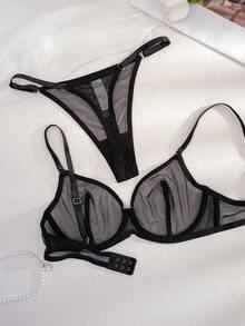1 Set Women's Solid Color Wire-Free Thin Cup Comfortable Lingerie Set - Black - View 2