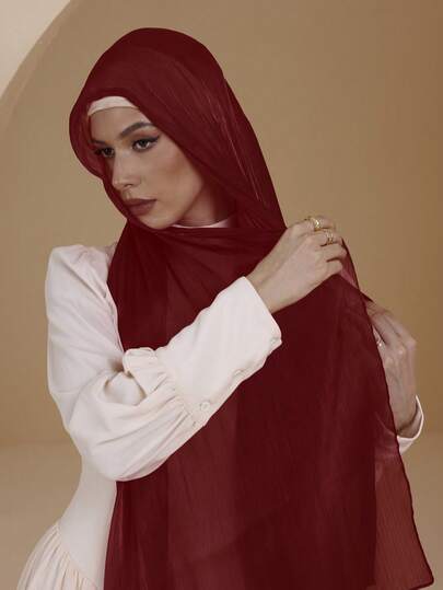 1件装女士基础纯色丝滑优雅闪亮柔软头巾，阿拉伯休闲长款围巾，保守素雅头巾，适合日常佩戴 - SHIMMER HIJAB 连衣裙