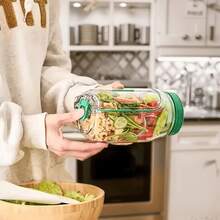 Recipiente para salada em pote de vidro de 32 oz com bico lateral e tampa à prova de vazamento - Micro-ondas, lava-louças, geladeira - Saladeira selada com copo para molho, design empilhável, ideal para preparação de refeições, almoço, jantar, escritório, viagens - Armazenamento de alimentos de plástico