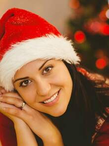 1 Pc Plush Christmas Hat, Adult Unisex Santa Hat, Christmas Silk Floss Plush Christmas Hat, Holiday Party Decoration, Gift And Home Decoration, Christmas Hat, Party Accessory, Ideal For Christmas Events And Party Supplies And Gifts