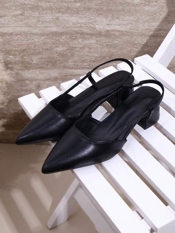 Damskie czarne sandały na grubym obcasie z odkrytym piętą i spiczastym noskiem, eleganckie i modne
