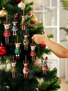 16 piezas - Decoraciones de renos de Navidad de colores en madera - Estilo clásico plano 2D, no 3D, hechas de madera, adecuadas para decoraciones de jardín y fiesta, decoraciones de Año Nuevo e invierno, suministros para fiestas en el hogar, decoraciones del hogar, decoraciones navideñas, decoraciones de habitaciones, decoraciones navideñas para árboles de Navidad, fiestas navideñas, adornos colgantes, árboles de Navidad, hogares, oficinas, aulas, caja de regalo multifuncional con adornos colgantes