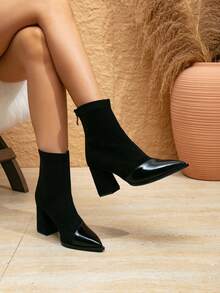 Bottes au-dessus du genou à talon aiguille et bout pointu pour femmes, noires, conception à fermeture éclair latérale, bottes  élastiques, adaptées à l'automne/hiver, peuvent être associées à n'importe quelle robe noire, associées à un body moulant pour un look plus à la mode.