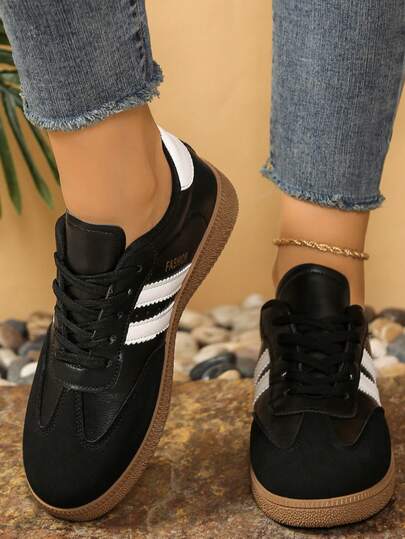 2025 Spring/Autumn New Casual Flat Lightweight Colorblock Retro Sneakers, Women Athletic Casual Shoes