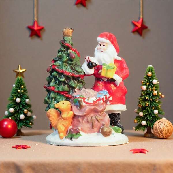 1pc Christmas Resin Figurine - Santa Claus Holding Gift Bag And Squirrel Climbing On Sack, Suitable For Home Decor, Office, DIY, Christmas Decoration And Gift