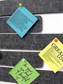 5 Stück/Charge Korkbrett Streifen mit großköpfigen Nägeln, selbstklebende Pinnwand Streifen, geeignet für Filz-Nagelbrett an der Wand, zum Aufkleben von Haftnotizen, geeignet für Schlafzimmer, Büro, Wand Dekoration Zuhause, Pinnwand, selbstklebende Korkplatte mit großköpfigen Nägeln, zum Aufkleben von Notizen, Fotos und Zeitplänen.