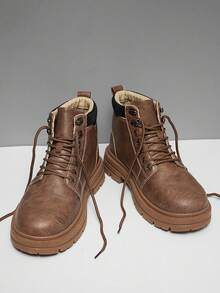 Botas para hombre para exteriores, nuevas botas de trabajo de moda casual, botas versátiles de suela gruesa con estilo clásico retro