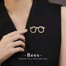 High-End Simple Geometric Retro Metal Inlaid Diamond Brooch Decorative Bag Accessory Alloy Badge Ornament - Gold 044 - View 3