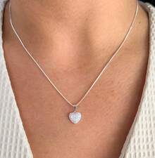 Elegant Women's Necklace With A Heart-Shaped Pendant Inlaid With Zirconia. The Surface Is Coated With 925 Silver. - 銀色 - 查看 1