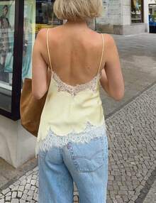 Women Satin Lace Camisole Top Sleeveless Spaghetti Strap Silk Lace Trim Cami Top Asymmetrical Tank Top Streewear - 黃色 - 查看 4