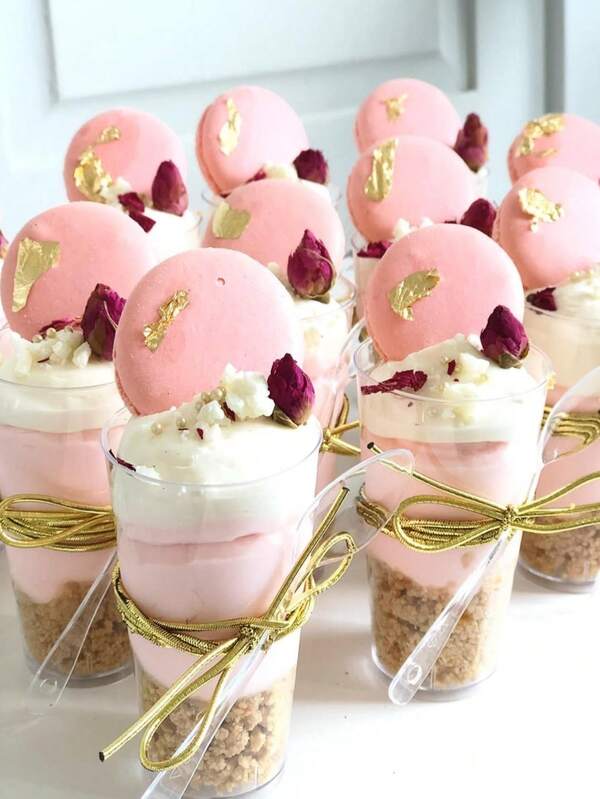 10/20/40/60 Stück 90ml-3oz Dessertbecher (Bitte bestätigen Sie die Spezifikation und Größe vor dem Kauf), Kunststoff Party Dessertbecher, geeignet für Desserts, Pudding, Käsekuchen, Mousse, Kuchen Dekoration und so weiter, wiederverwendbar, geeignet für Partyveranstaltungen, Geburtstagsfeiern, Hochzeiten, Halloween, Neujahr, Weihnachten. (Kunststoffglas-Cupcake-Hochzeitsdekoration-Geburtstagsfeier Dekoration)