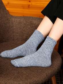 5 أزواج من الجوارب النسائية ذات النمط الزهري الدافئ، جوارب لون سادة تصل إلى منتصف الساق مناسبة للاستخدام المنزلي واليومي والحفلات والرياضة بطراز عتيق للخريف والشتاء