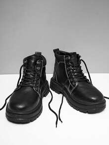 Botas para hombre para exteriores, nuevas botas de trabajo de moda casual, botas versátiles de suela gruesa con estilo clásico retro