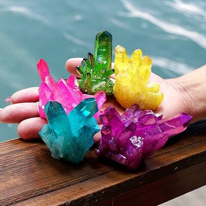 1pc Rainbow Quartz Crystal Cluster, Rainbow Aura Quartz Cluster, Mixed Color Raw Quartz Cluster, Crystal Collection, Crystal Gifts, Home Decoration Ornaments, Holiday Party Gifts, Crystal Gifts For Parents, Friends, Valentine'S Day, Christmas