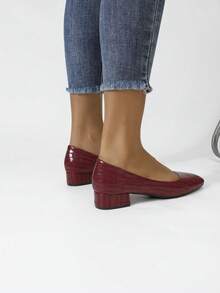 Giày nữ mũi vuông cổ thấp mới, giày cao gót đế dày cỡ lớn, đế mềm mại thoải mái chống trơn trượt, phù hợp mọi mùa. - Đỏ - Xem 6